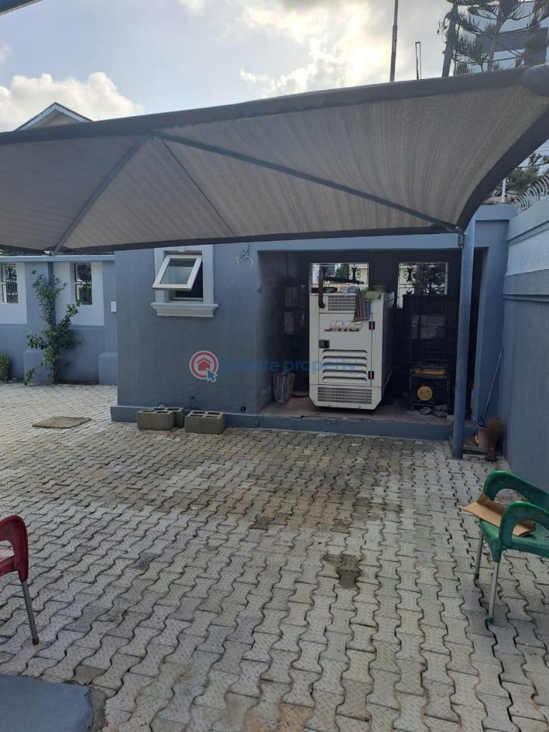 5 bedroom Detached Duplex For Sale Lekki Phase 1 Lagos - 3