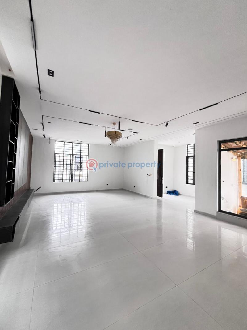 5 bedroom Duplex For Sale Chevron Drive Lekki Lagos - 2
