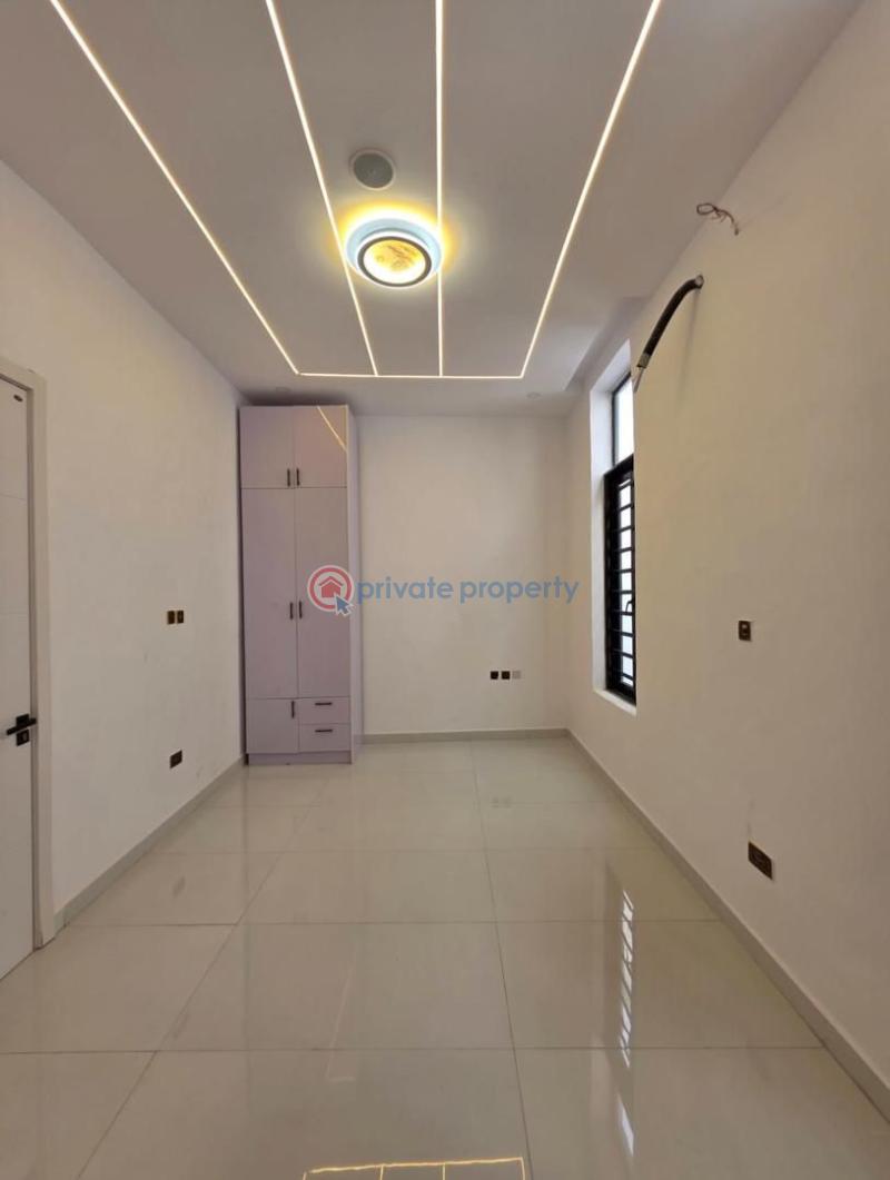 5 bedroom Detached Duplex For Sale Oral Estate Lekki Lagos - 3