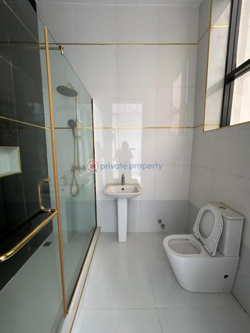 5 bedroom Detached Duplex For Sale Oral Estate Lekki Lagos - 3