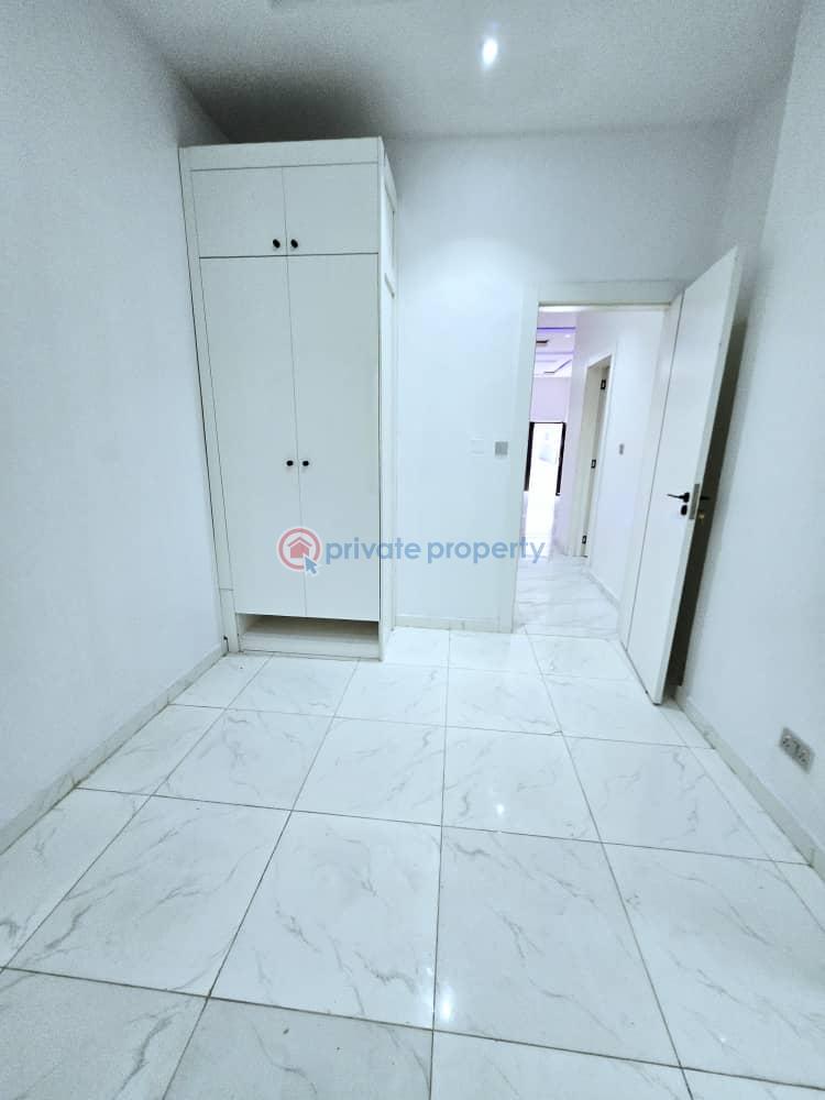 5 bedroom Terraced Duplex For Sale Orchid Road Chevron Drive Lekki Lagos - 17