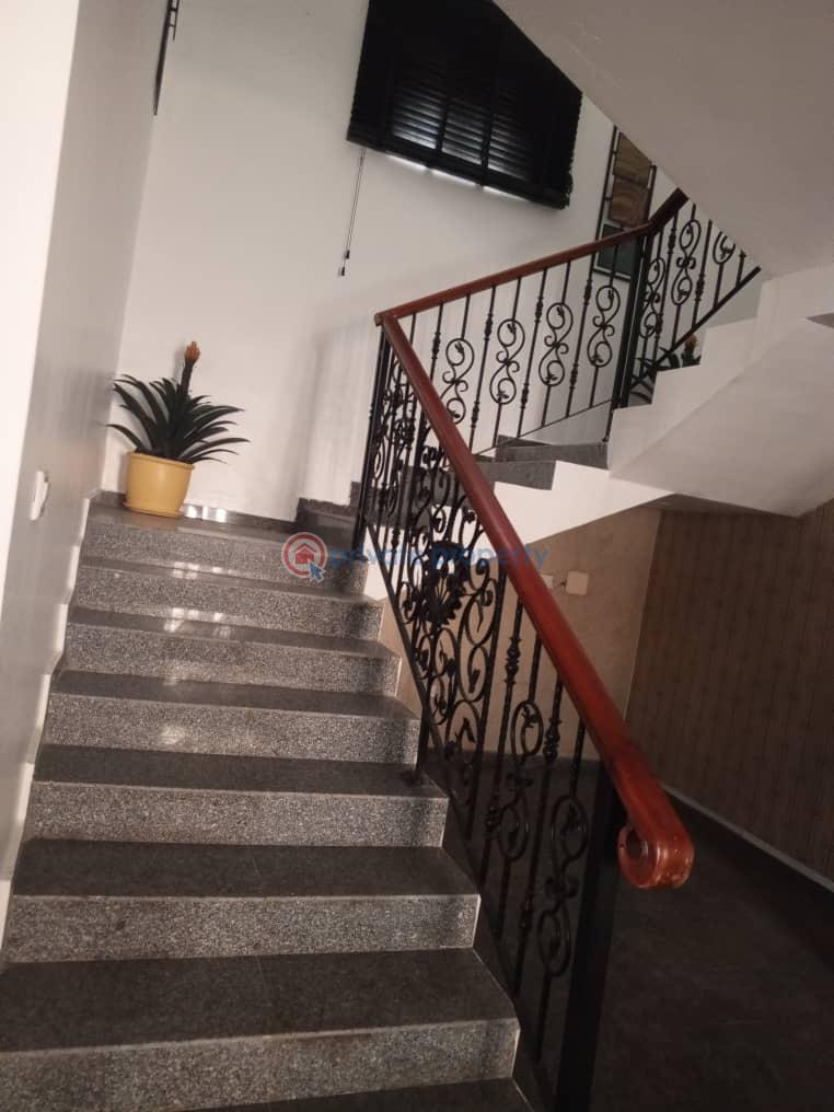 5 bedroom detached house with family lounge, study room, and a room boys quarters - 6 5 bedroom Detached Duplex For Rent Chevron Drive Lekki Lagos - 6