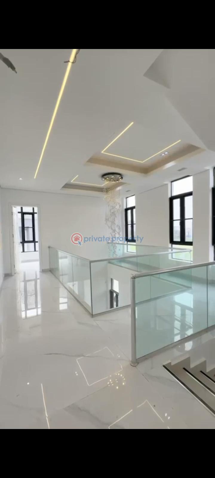 5 bedroom Detached Duplex For Sale Arcadia Grove Estate Beside Pinnock Estate Jakande, Lekki Lagos - 9