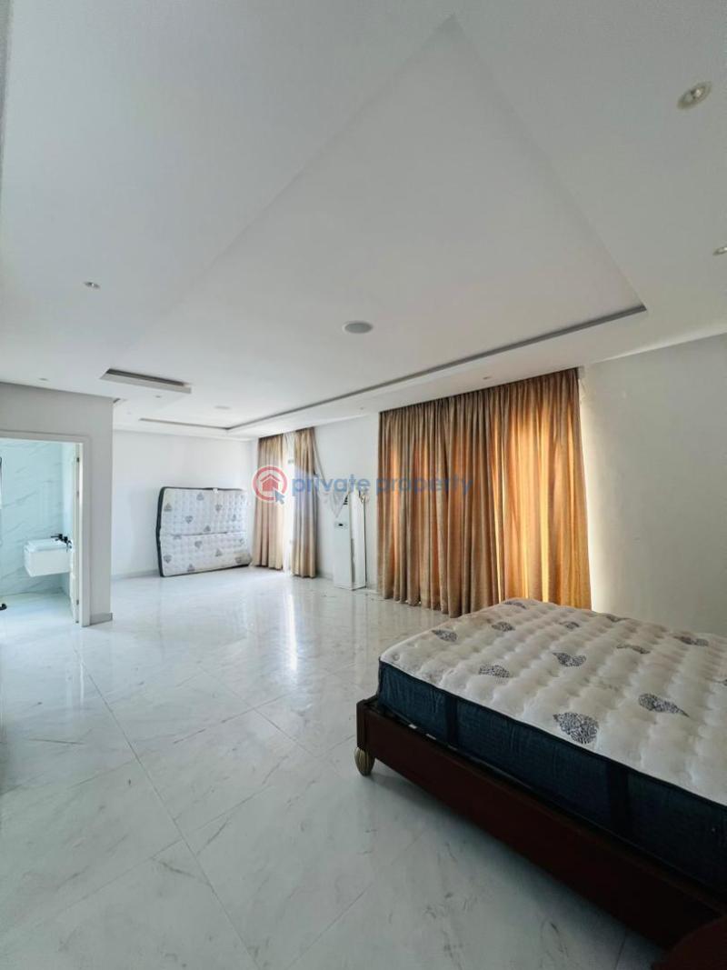 5 bedroom Detached Duplex For Sale Off 3rd Avenue Banana Island Ikoyi Lagos - 2