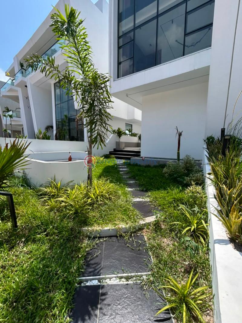 5 bedroom Detached Duplex For Sale Osapa Lekki Lagos - 2