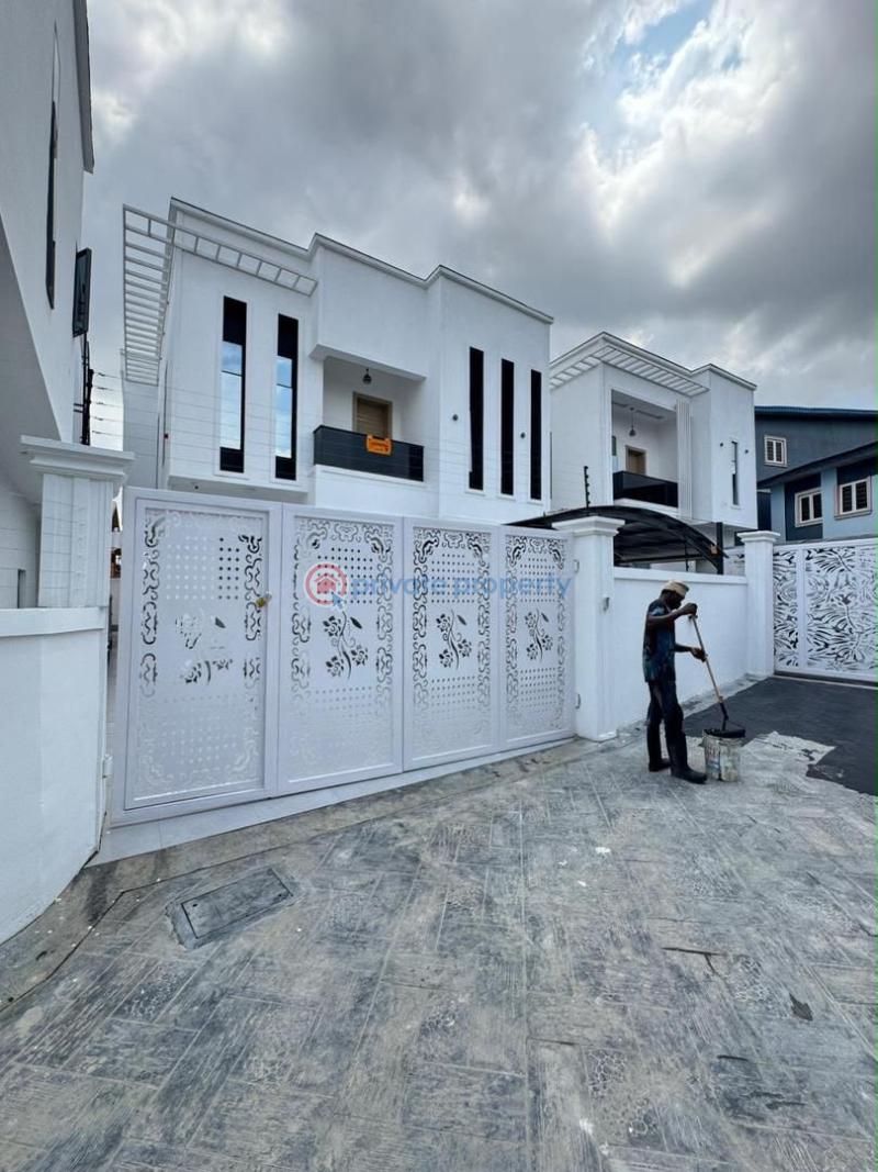 5 bedroom Detached Duplex For Sale Omole Phase 1 Ojodu Lagos - 0