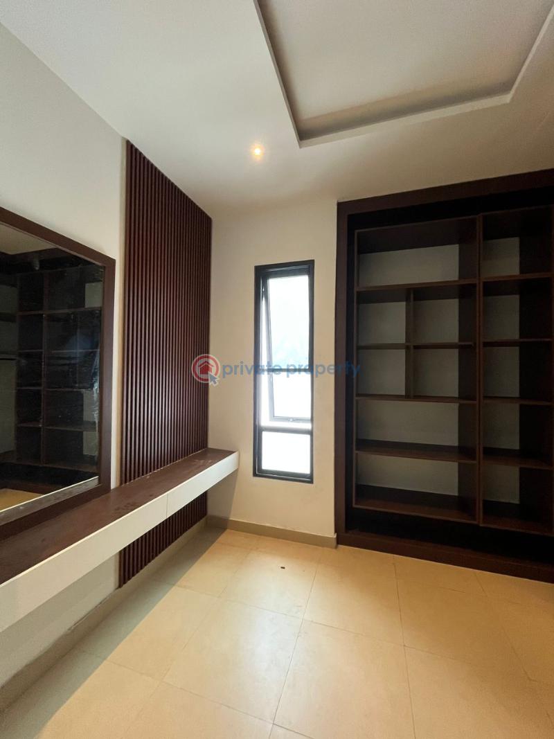 5 bedroom Detached Duplex For Sale Palm Spring Road, Behind Nicon Town, Lekki. Ikate Elegushi Lekki Lagos - 9