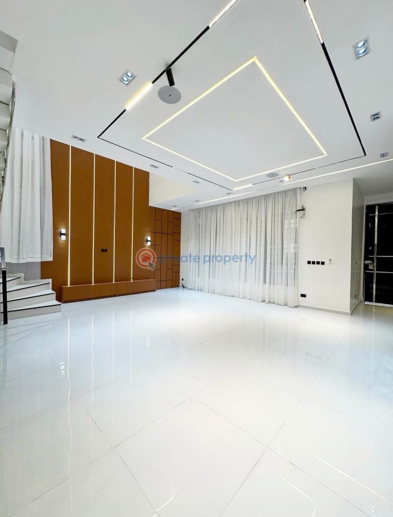 5 bedroom Detached Duplex For Rent 2nd Toll Gate Lekki Expressway Lagos - 3