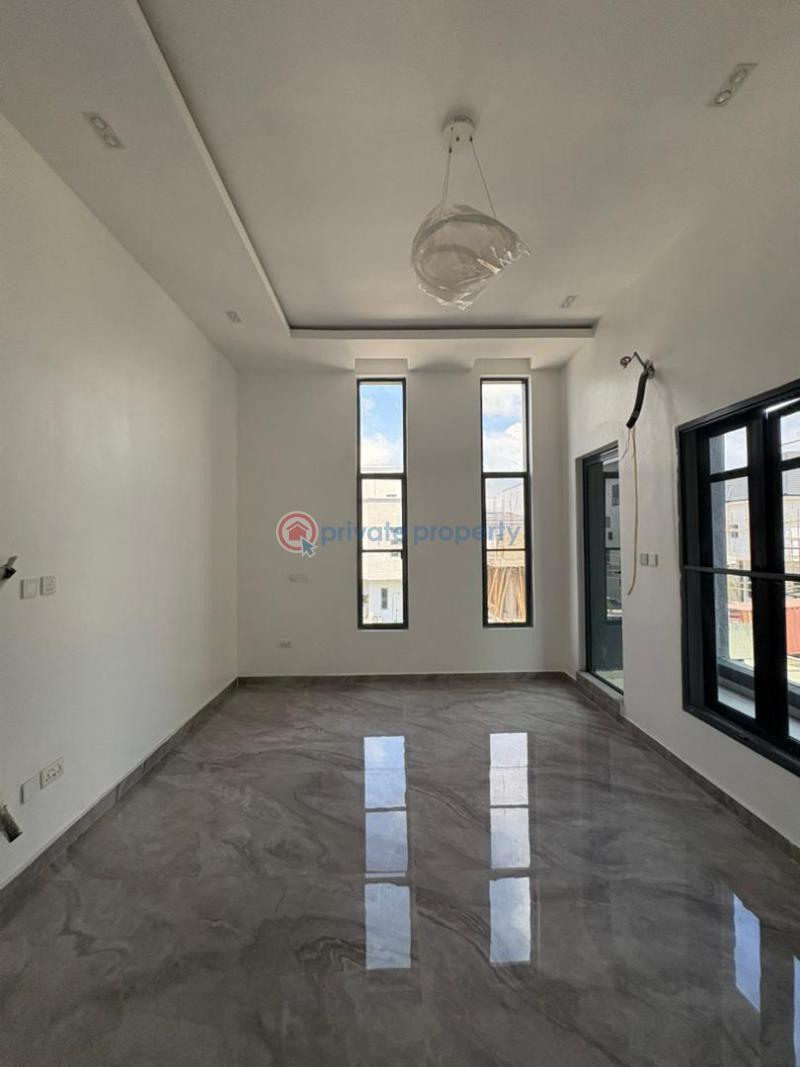 5 bedroom House For Sale Osapa Lekki Lagos - 9
