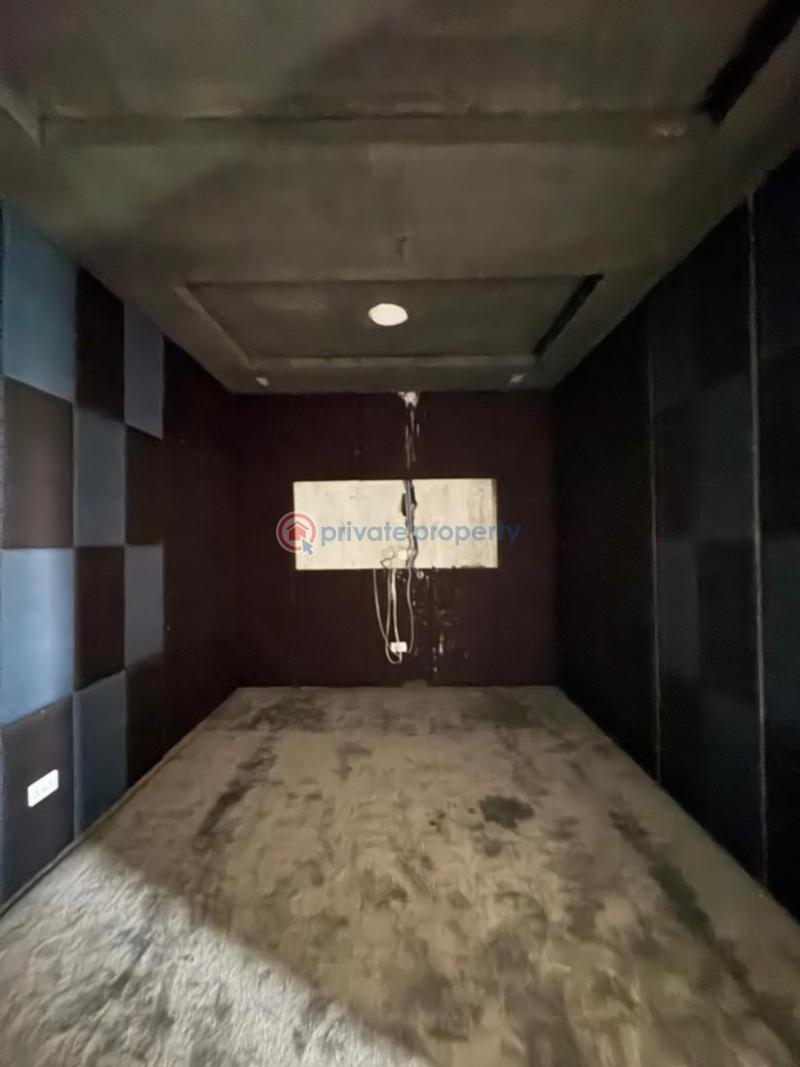 5 bedroom House For Sale Osapa Lekki Lagos - 20