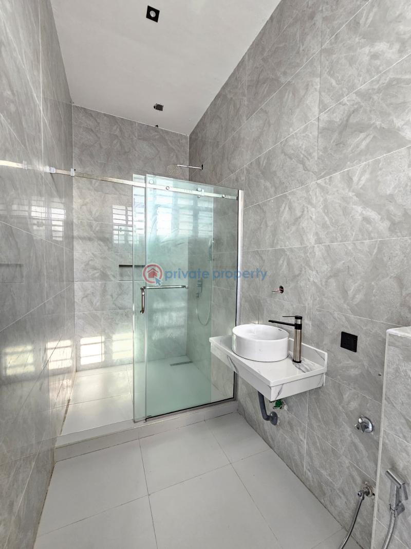 5 bedroom House For Sale Chevron Lekki Lagos - 5
