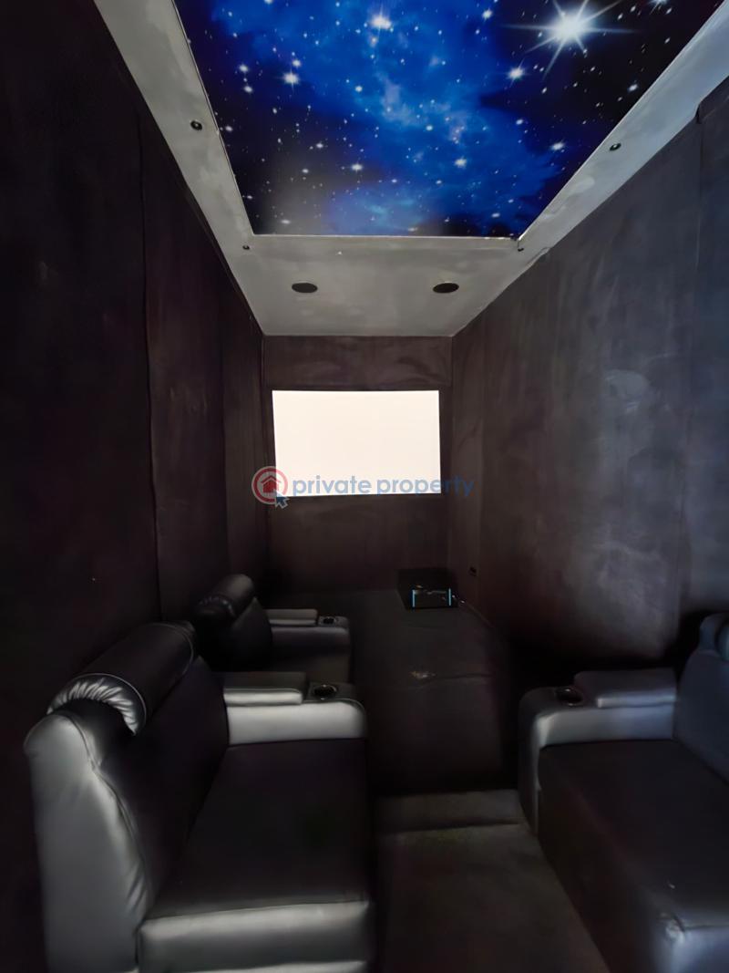 5 bedroom House For Sale Chevron Lekki Lagos - 10