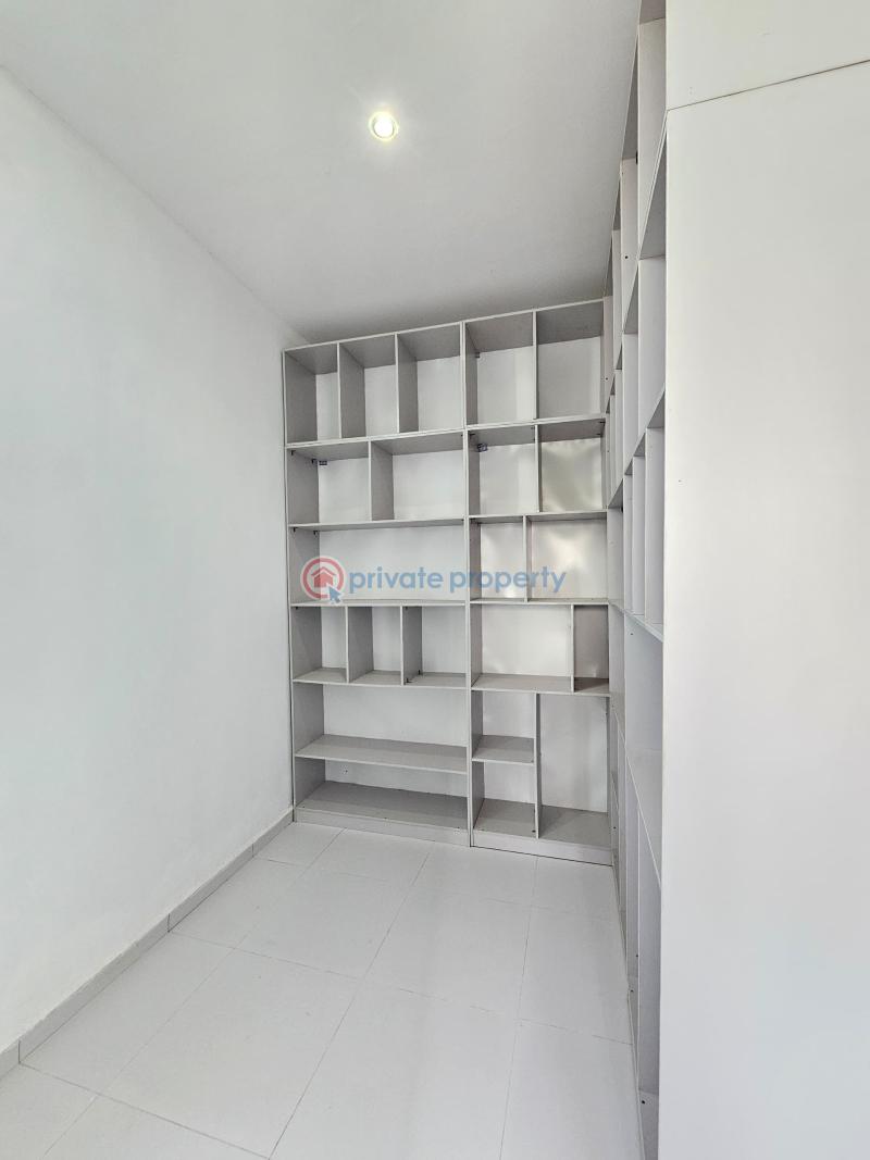 5 bedroom House For Sale Chevron Lekki Lagos - 11