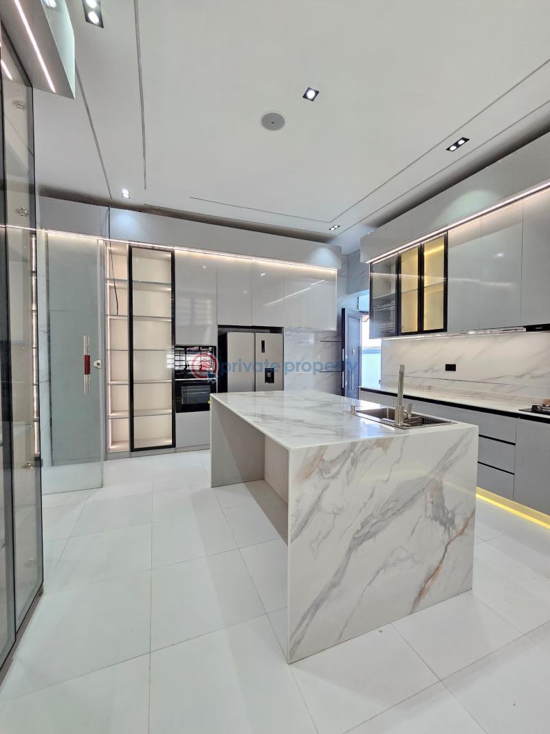 5 bedroom House For Sale Chevron Lekki Lagos - 5