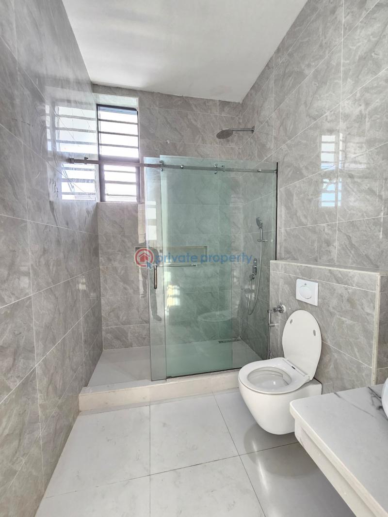 5 bedroom House For Sale Chevron Lekki Lagos - 8