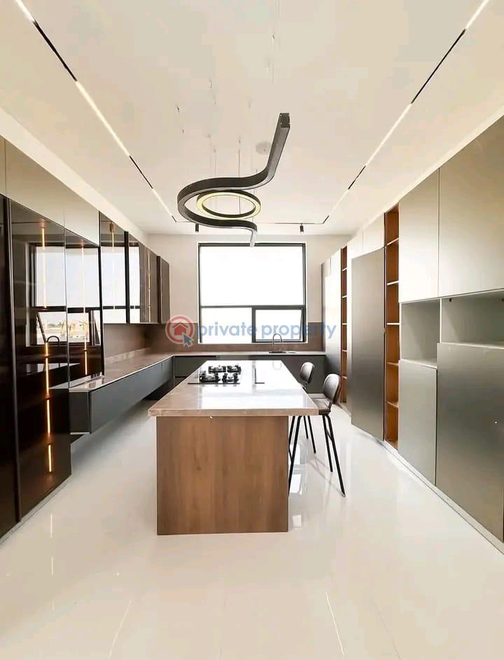 5 bedroom Maisonette For Sale Osapa Lekki Lagos - 2
