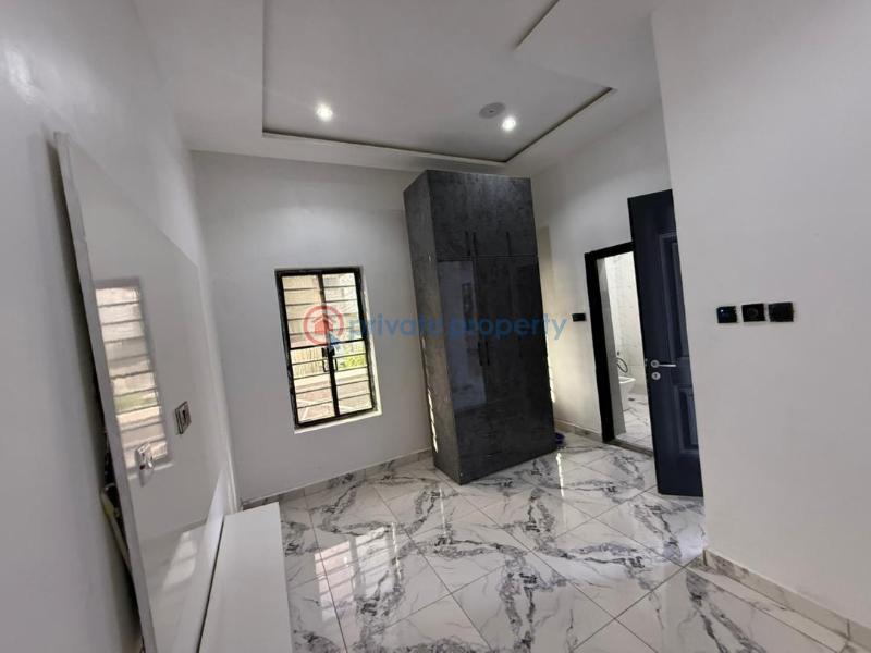 5 bedroom House For Sale Wuye Abuja Phase 2  - 2