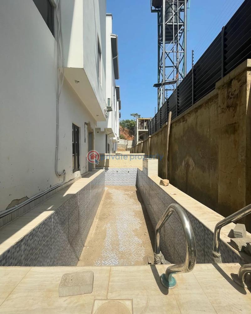 5 bedroom House For Sale Guzape Abuja Phase 1  - 6