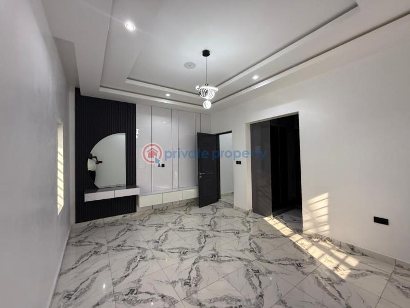 5 bedroom House For Sale Wuye Abuja Phase 2  - 4