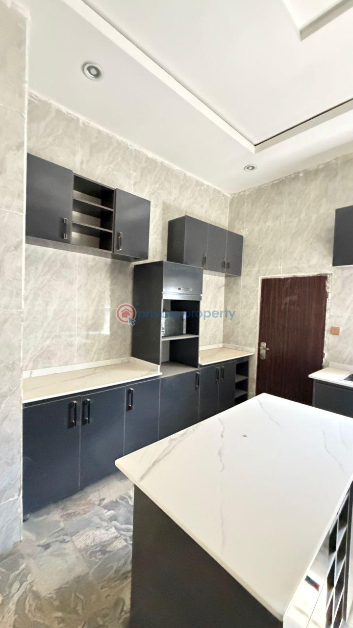 5 bedroom Detached Duplex For Sale Wuye Abuja Phase 2  - 2