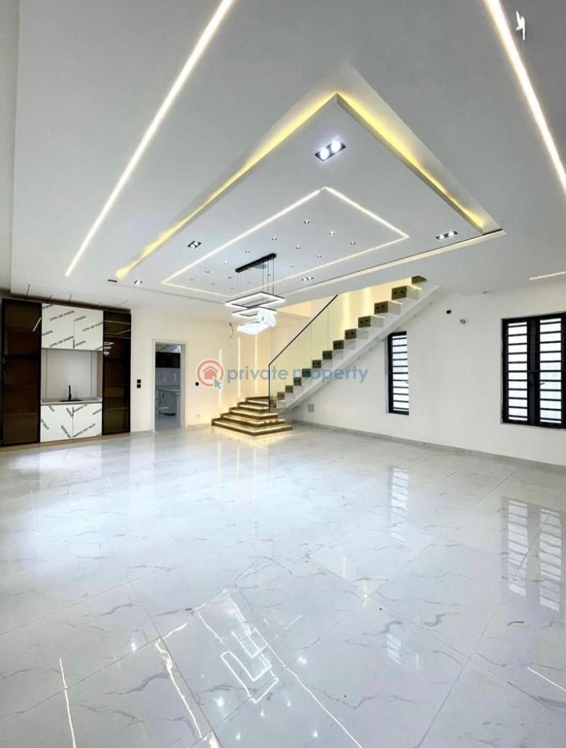 5 bedroom Detached Duplex For Rent Ilaje By Phase2 Ilaje Ajah Lagos - 1
