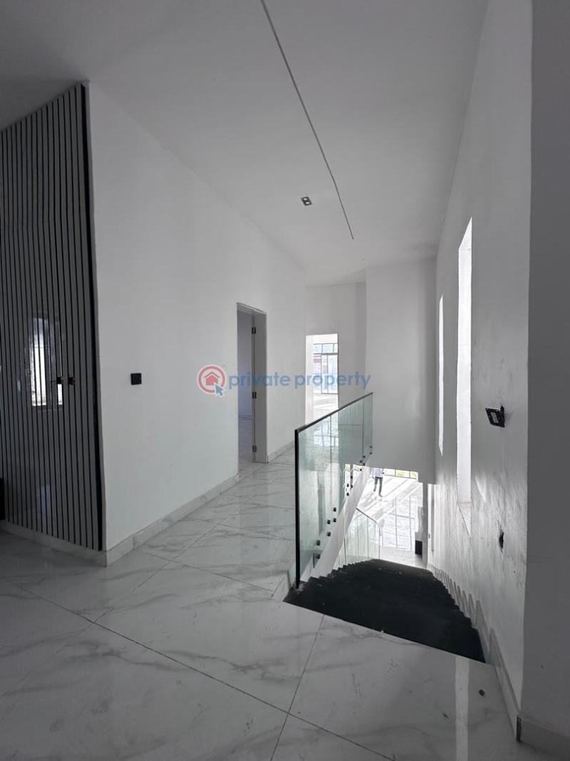 5 bedroom Detached Duplex For Sale Chevron Drive Lekki Lagos - 9