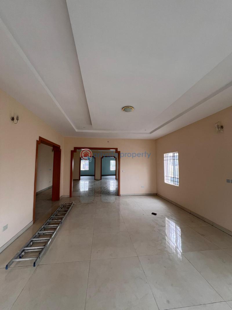 5 bedroom House For Sale Osapa Lekki Lagos - 4
