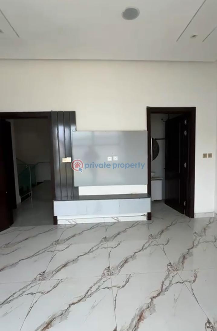 5 bedroom Duplex For Sale Regional View Estate Osapa London Lekki Lagos - 7