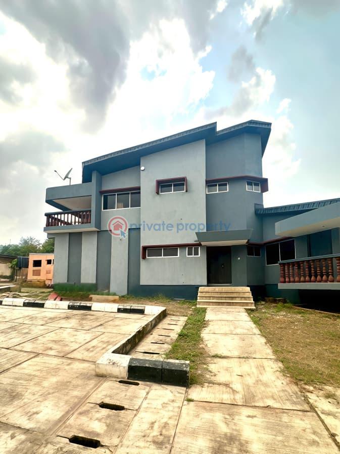 Commercial Property For Rent At Along Federal Sectariat Road,old Bodija, Ibadan. Bodija Ibadan Oyo - 3