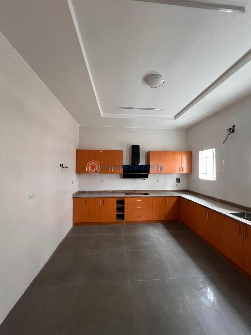 5 bedroom House For Sale Osapa Lekki Lagos - 3
