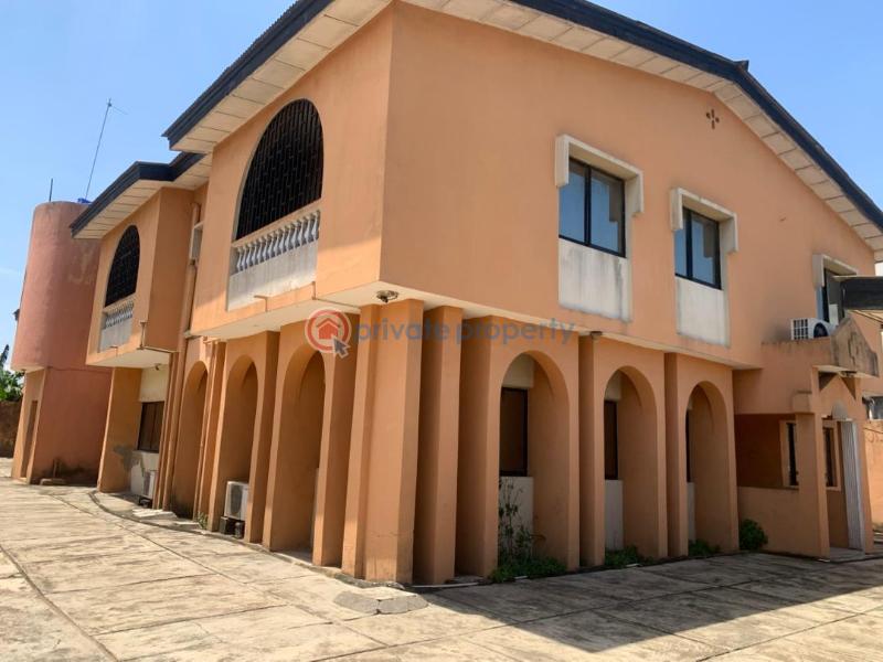 5 bedroom Duplex For Sale Alagbelebu Street, Ijegun, Lagos State Ijegun Ikotun/Igando Lagos - 4