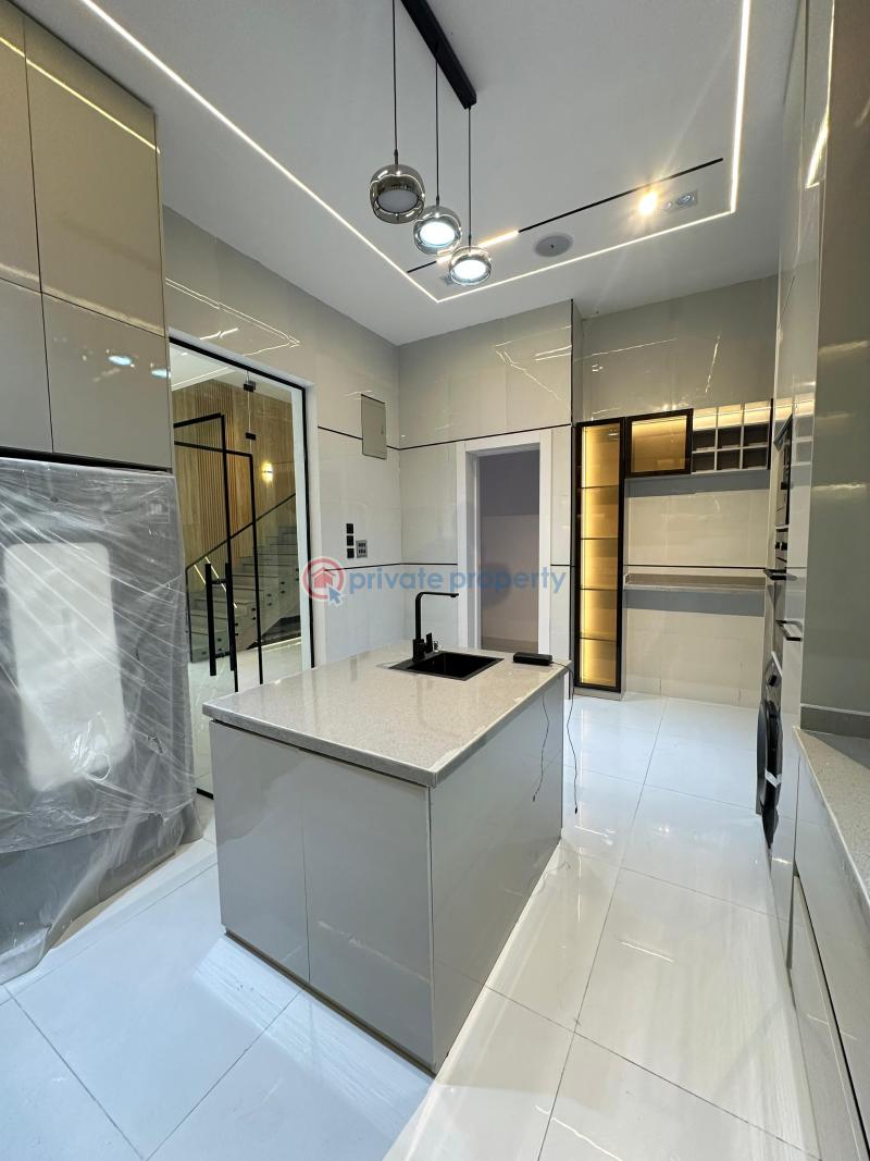 5 bedroom Detached Duplex For Sale Orchid Road, Lekki Lagos - 10