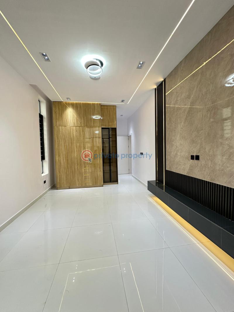 5 bedroom Detached Duplex For Sale Orchid Road, Lekki Lagos - 11