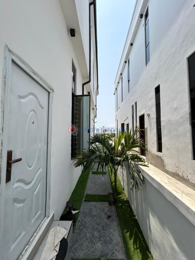 5 bedroom Duplex For Sale Lekki Lagos - 11