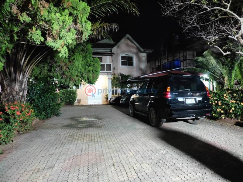 5 bedroom Detached Duplex For Sale Isolo Lagos - 3