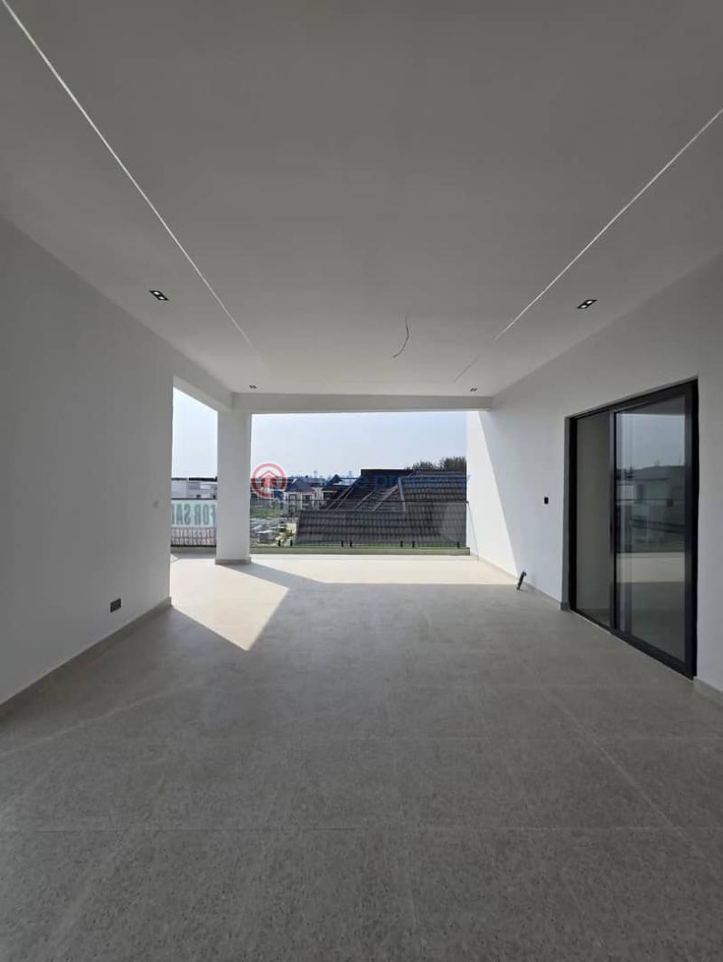 5 bedroom Detached Duplex For Sale Ikota Lekki Lagos - 3