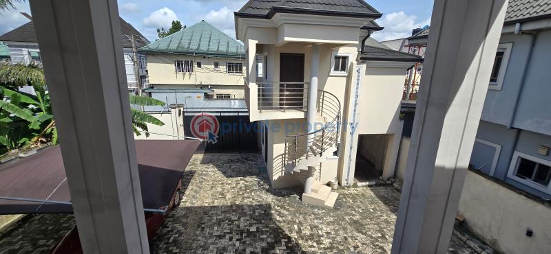 5 bedroom Detached Duplex For Sale Farm Road 2 Opp Police Post Bustop Eliozu Port Harcourt Rivers - 1