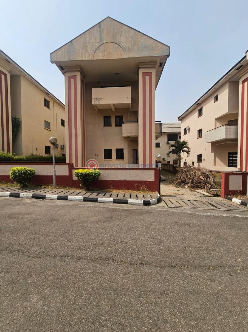 5 bedroom Detached Duplex For Sale In An Estate In Maitama / Abuja Maitama Abuja Phase 1 