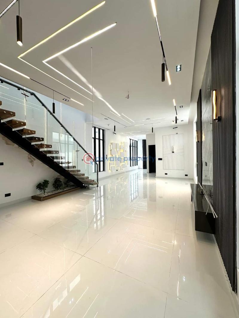 5 bedroom Detached Duplex For Sale Chevron Lekki Chevron Drive Lekki Lagos - 1