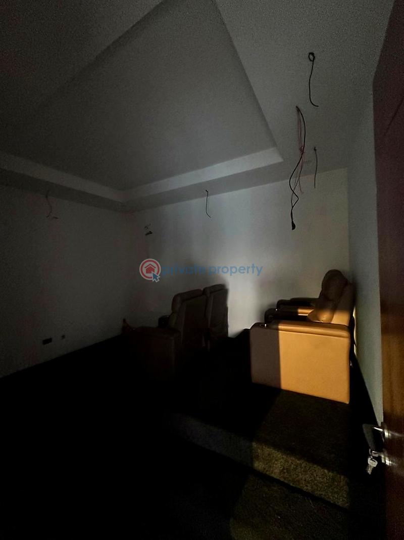 5 bedroom House For Sale Lekki Phase 1 Lagos - 16