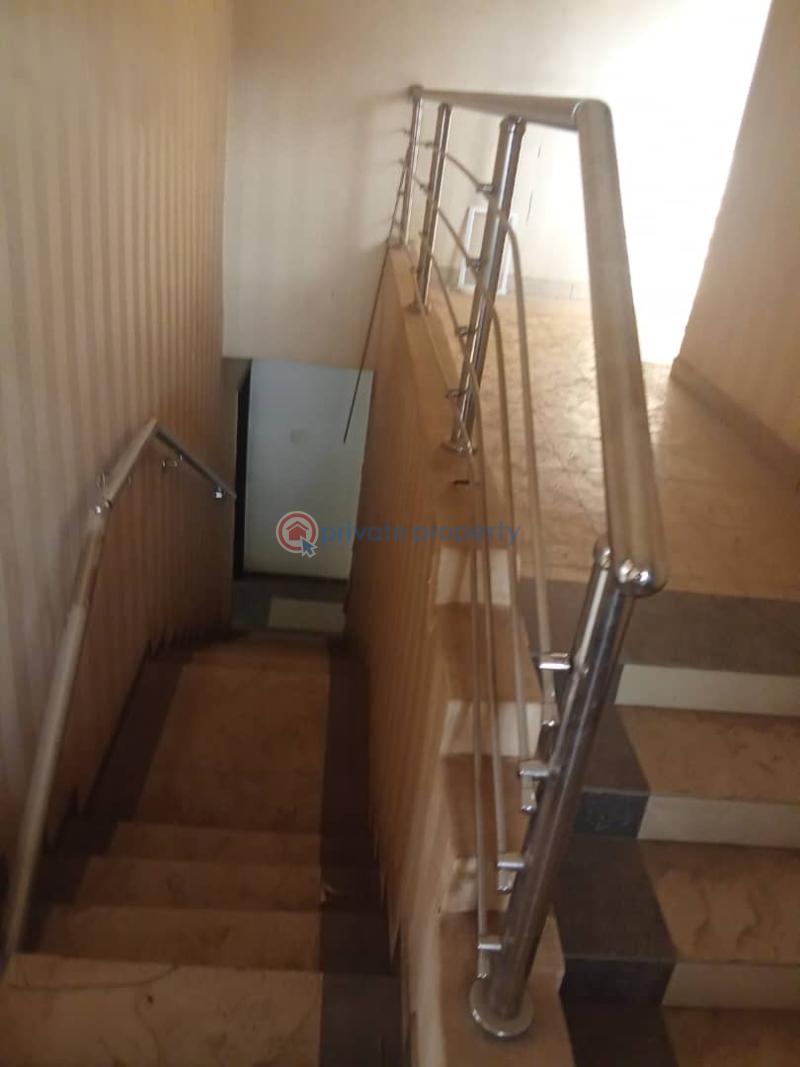 5 bedroom Duplex For Sale Maitama Inside An Estate Abuja Phase 2  - 2
