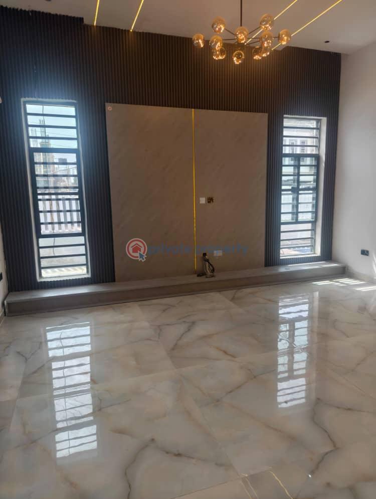 5 bedroom House For Sale Lekki Lagos - 11