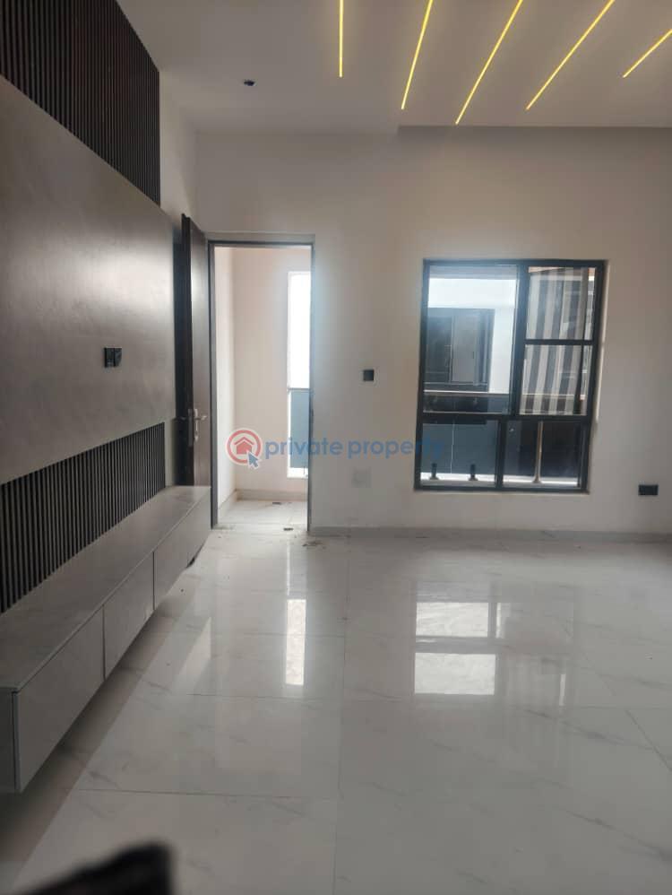 5 bedroom House For Sale Lekki Lagos - 3