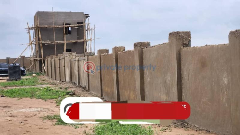 5 bedroom duplex plot of land - 3 Residential Land For Sale Bcc Estate / Guzape Main / Abuja Guzape Abuja Phase 1  - 3