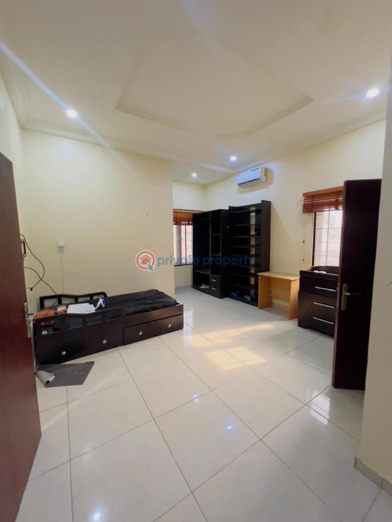 5 bedroom Detached Duplex For Rent Ilasan Lekki Lagos - 14