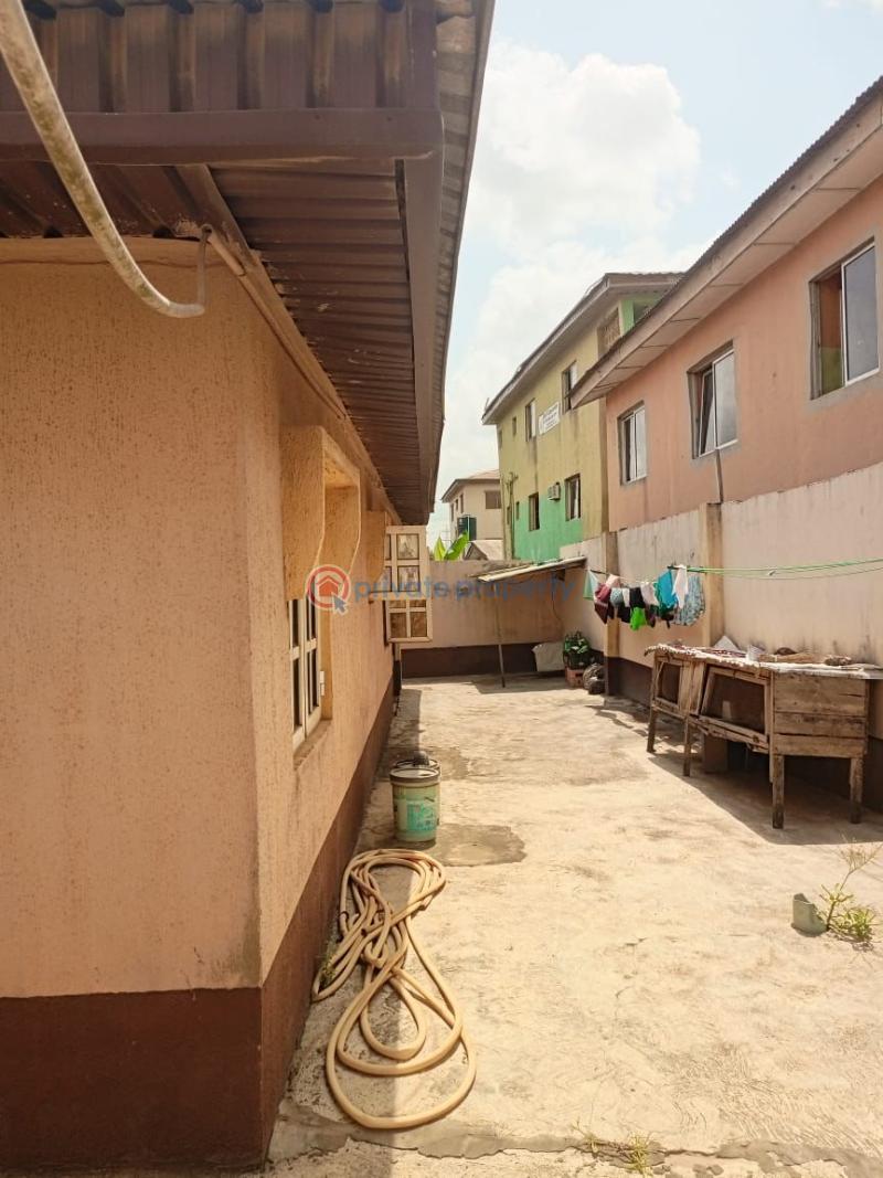 5 bedroom duplex - 2 5 bedroom Duplex For Sale Baruwa Ipaja Lagos - 2