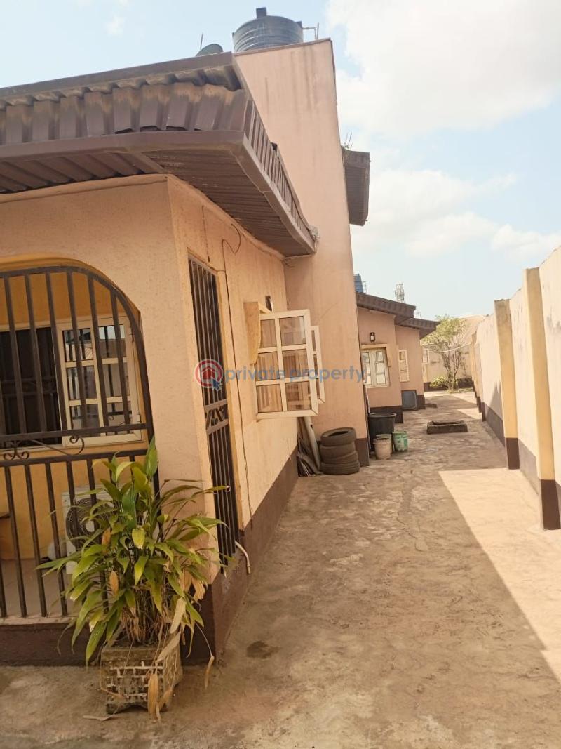 5 bedroom duplex - 4 5 bedroom Duplex For Sale Baruwa Ipaja Lagos - 4