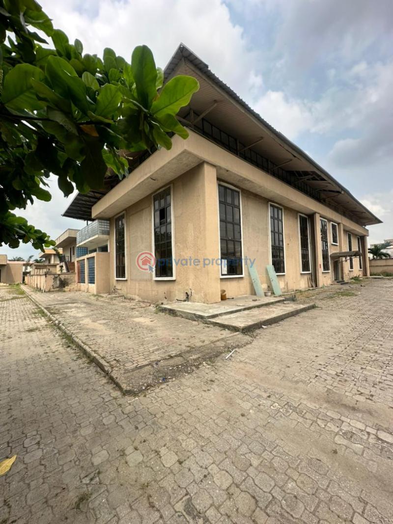 Commercial Property For Rent Victoria Island Lagos - 4