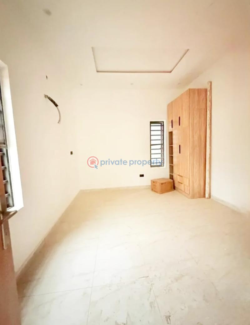 5 bedroom Detached Duplex For Sale Magodo GRA Phase 1 Ojodu Lagos - 2