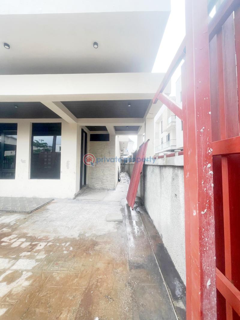 5 bedroom Detached Duplex For Sale Lekki Phase 1 Lagos - 3